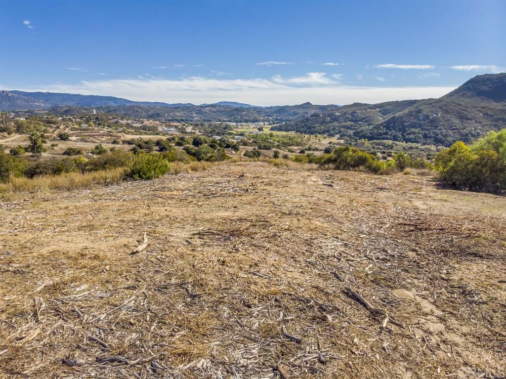 27451 Cool Water Ranch Road, Unit 30 Valley Center, CA 92082 - Photo 12 of 23 Gallery Image 12