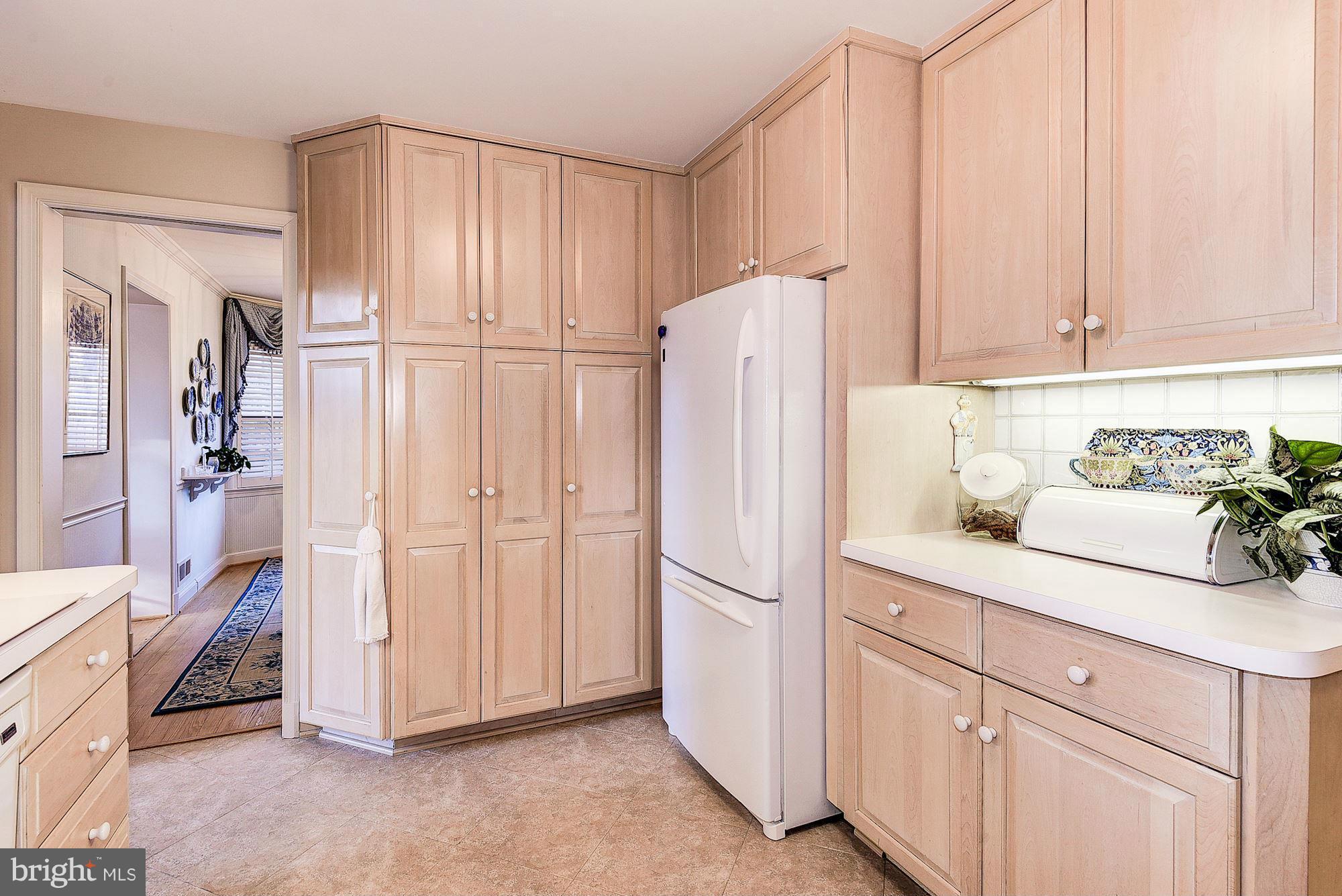 5604 Parkston Road Bethesda, MD 20816 - Photo 12 of 30 Kitchen
