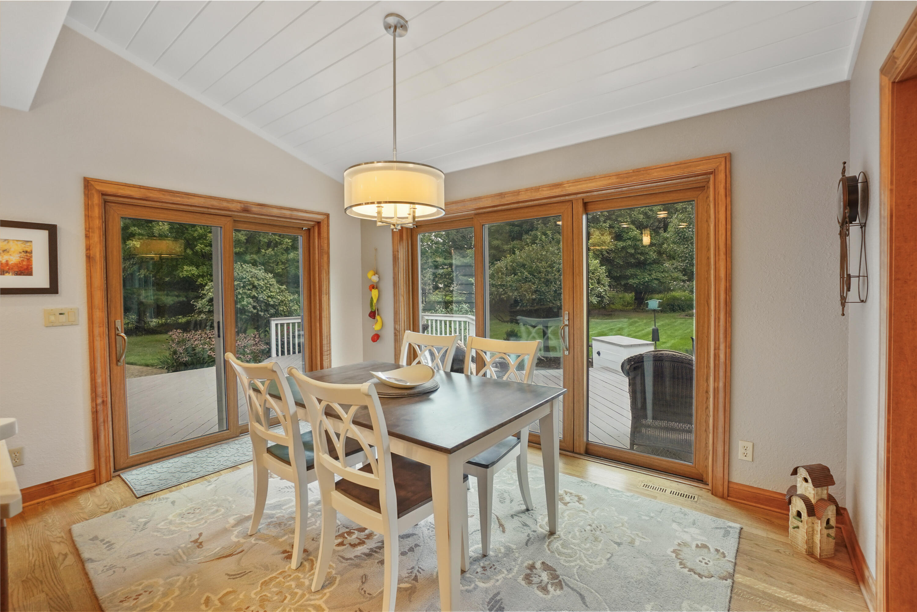 171 Birch Road Delafield, WI 53018 - Photo 11 of 50 Dining Area