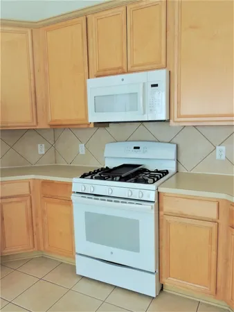 $2,300 | 21722 Mileham Lane, Spring, TX 77388