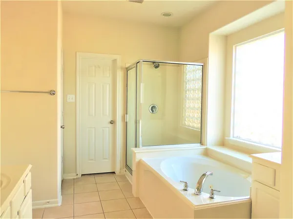 $2,300 | 21722 Mileham Lane, Spring, TX 77388