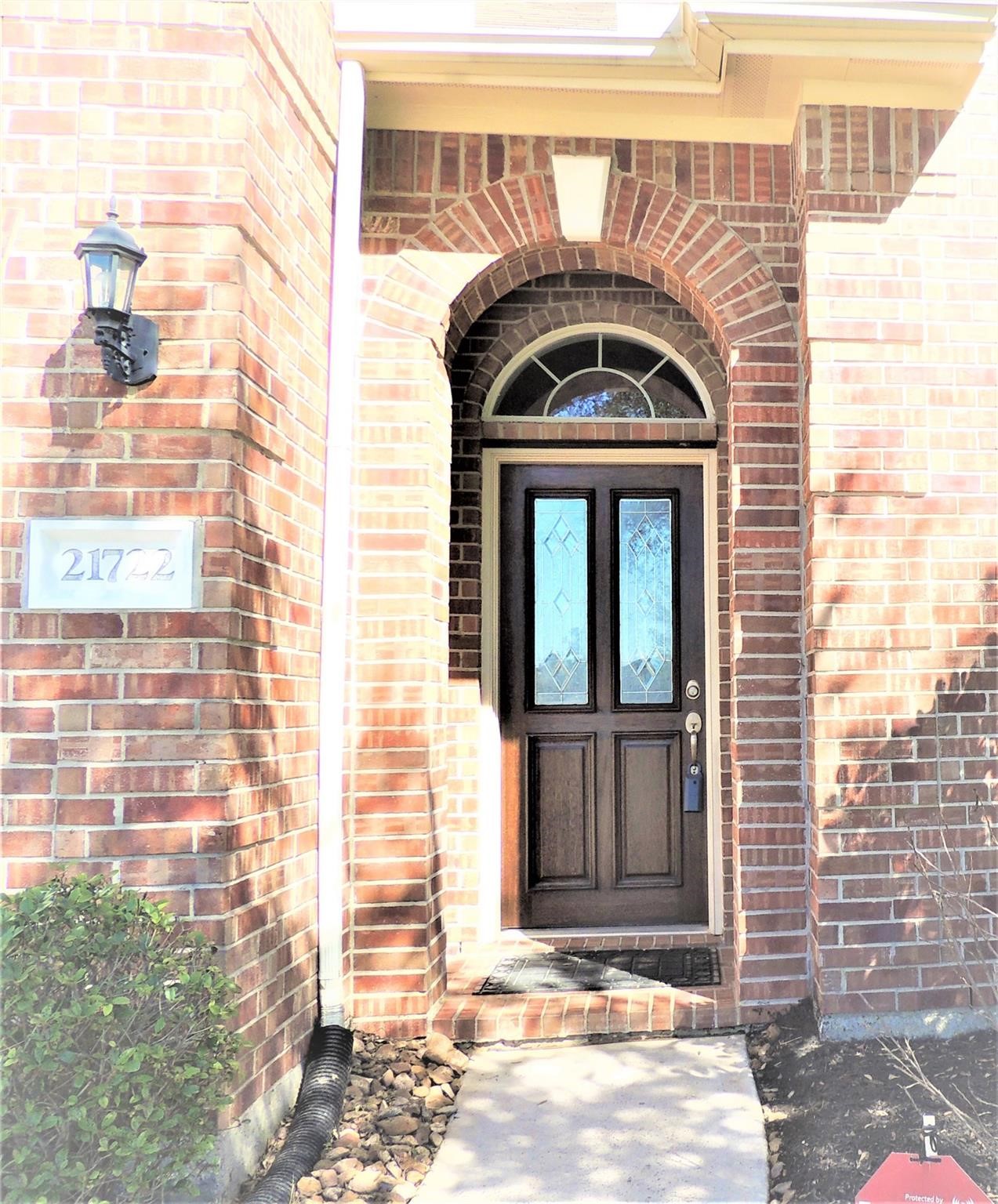 21722 Mileham Lane Spring, TX 77388 - Photo 2 of 26