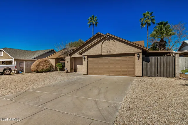 $3,300 | 3128 East Charleston Avenue, Phoenix, AZ 85032