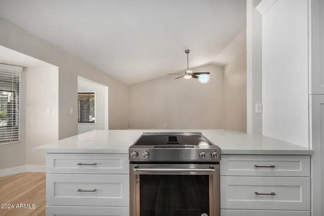 $3,300 | 3128 East Charleston Avenue, Phoenix, AZ 85032