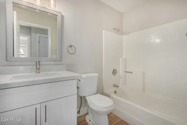 $3,300 | 3128 East Charleston Avenue, Phoenix, AZ 85032