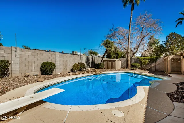 $3,300 | 3128 East Charleston Avenue, Phoenix, AZ 85032