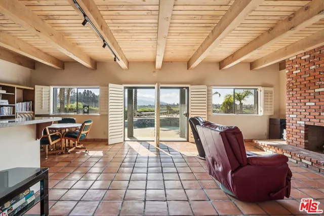 $2,699,000 | 1821 Calle Petaluma, Thousand Oaks, CA 91360