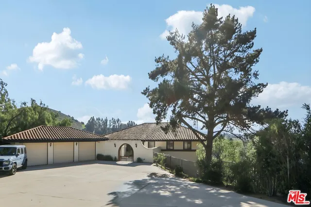 $2,699,000 | 1821 Calle Petaluma, Thousand Oaks, CA 91360