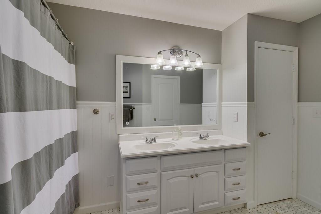 8533 Crown Point Road Indianapolis, IN 46278 - Photo 11 of 22 Gallery Image 11
