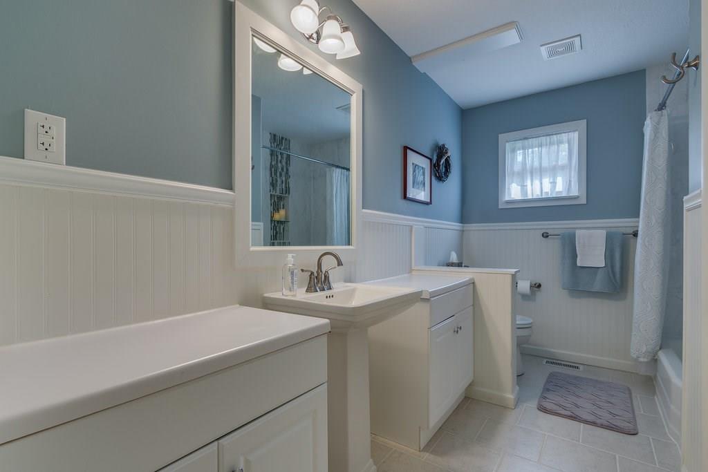 8533 Crown Point Road Indianapolis, IN 46278 - Photo 14 of 22 Gallery Image 14