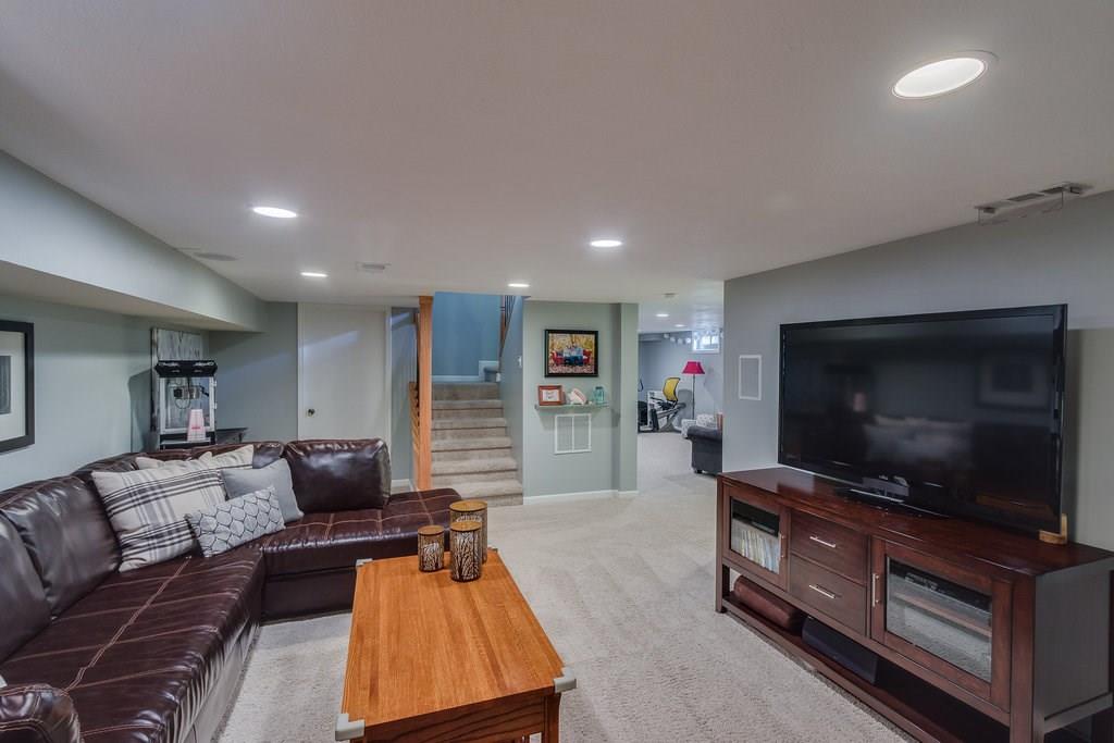 8533 Crown Point Road Indianapolis, IN 46278 - Photo 16 of 22 Gallery Image 16