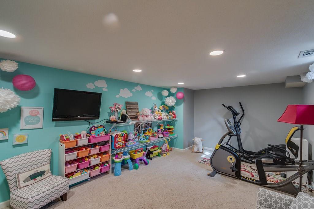 8533 Crown Point Road Indianapolis, IN 46278 - Photo 17 of 22 Gallery Image 17