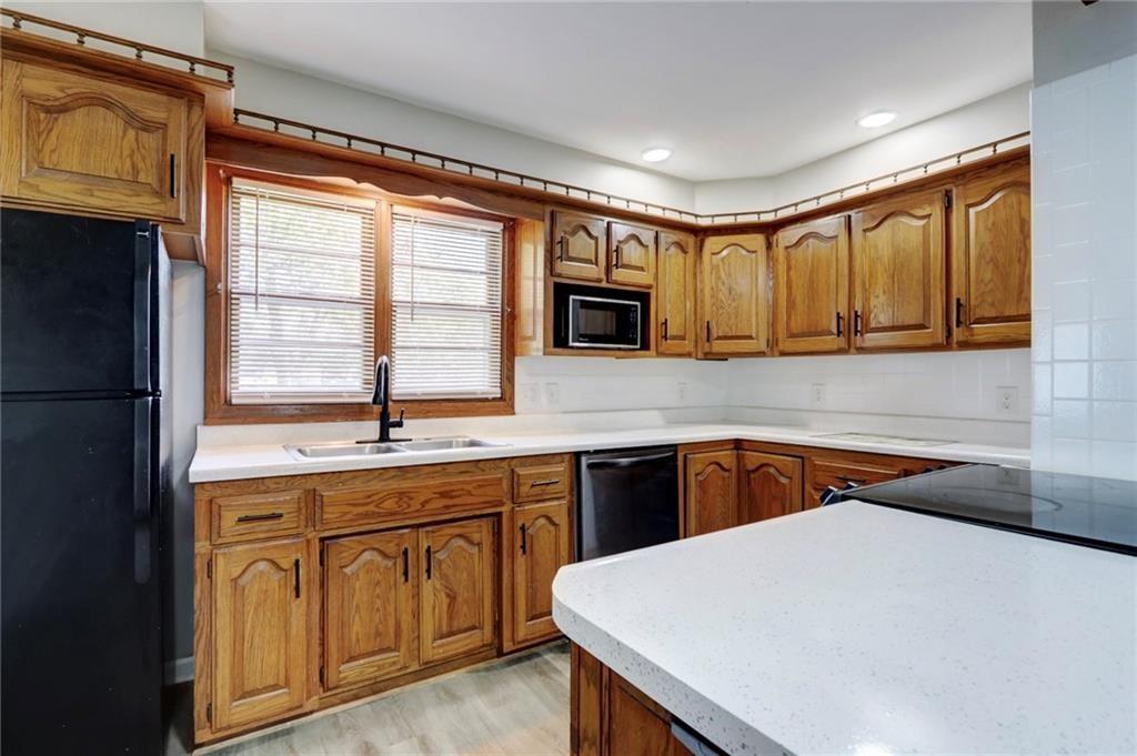 5520 Blue Ridge Boulevard Raytown, MO 64133 - Photo 9 of 29