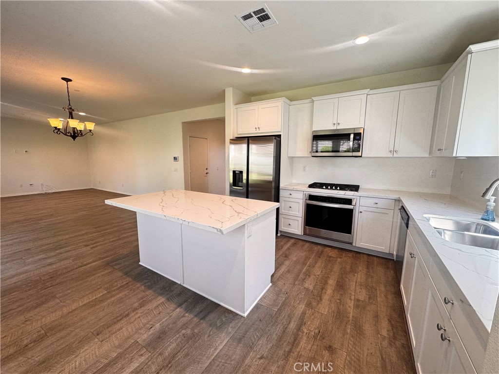 24054 Kerrigan Drive Menifee, CA 92587 - Photo 10 of 54