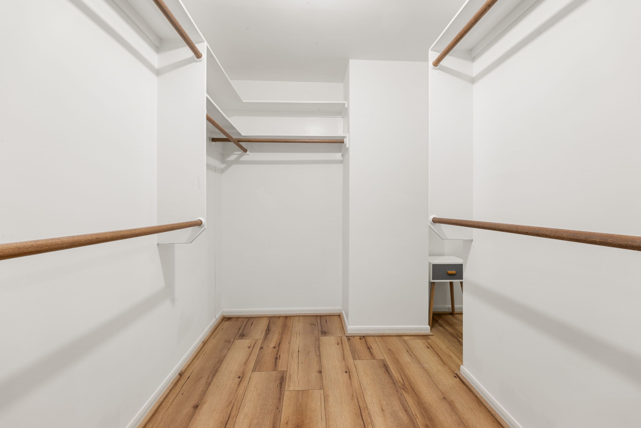 3122 Robinson Road Missouri City, TX 77459 - Photo 21 of 45 Massive walk-in closet with custom built-ins for optimal organization