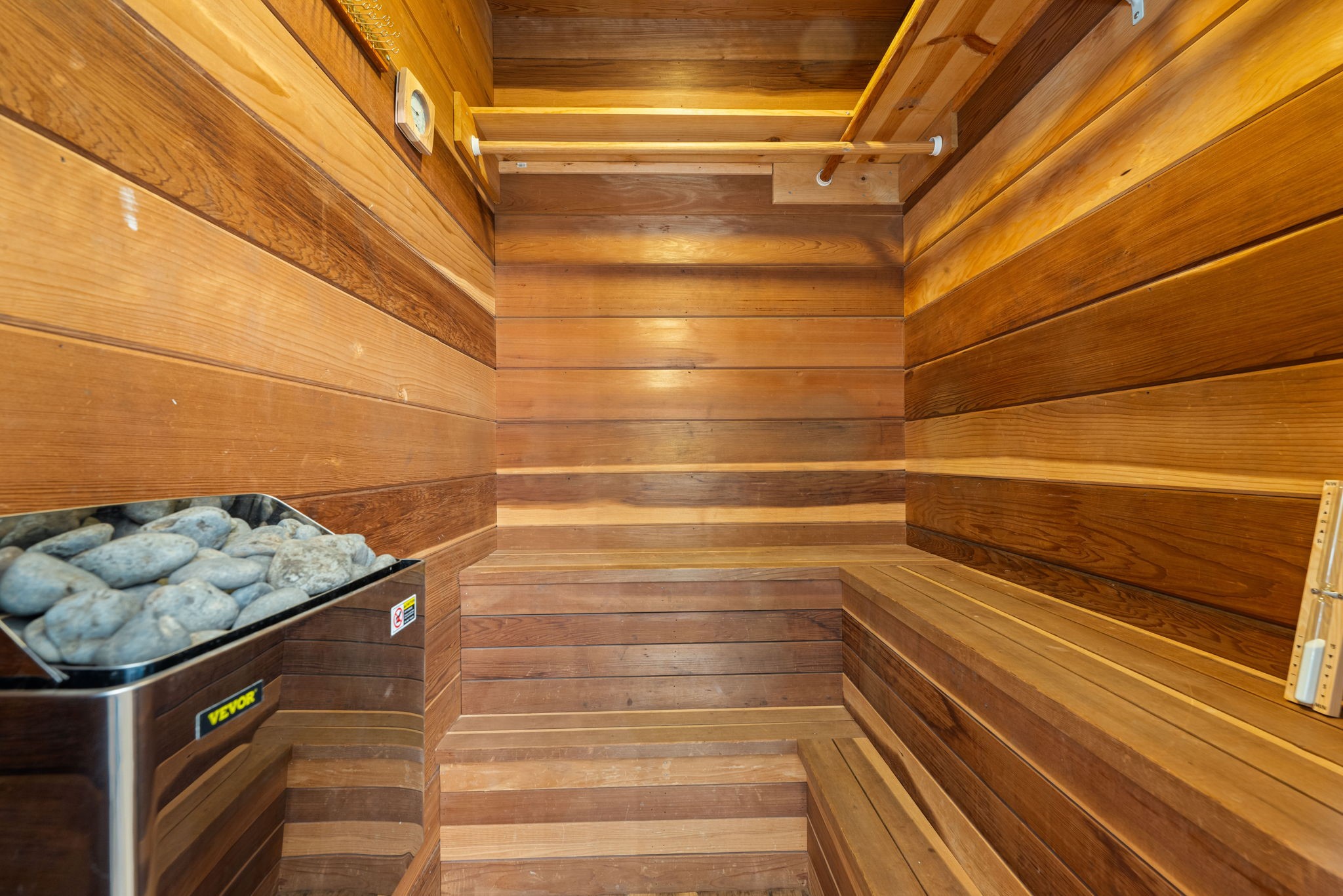 3122 Robinson Road Missouri City, TX 77459 - Photo 22 of 45 Custom private sauna room located within the primary suite—a true luxury upgrade (2023)