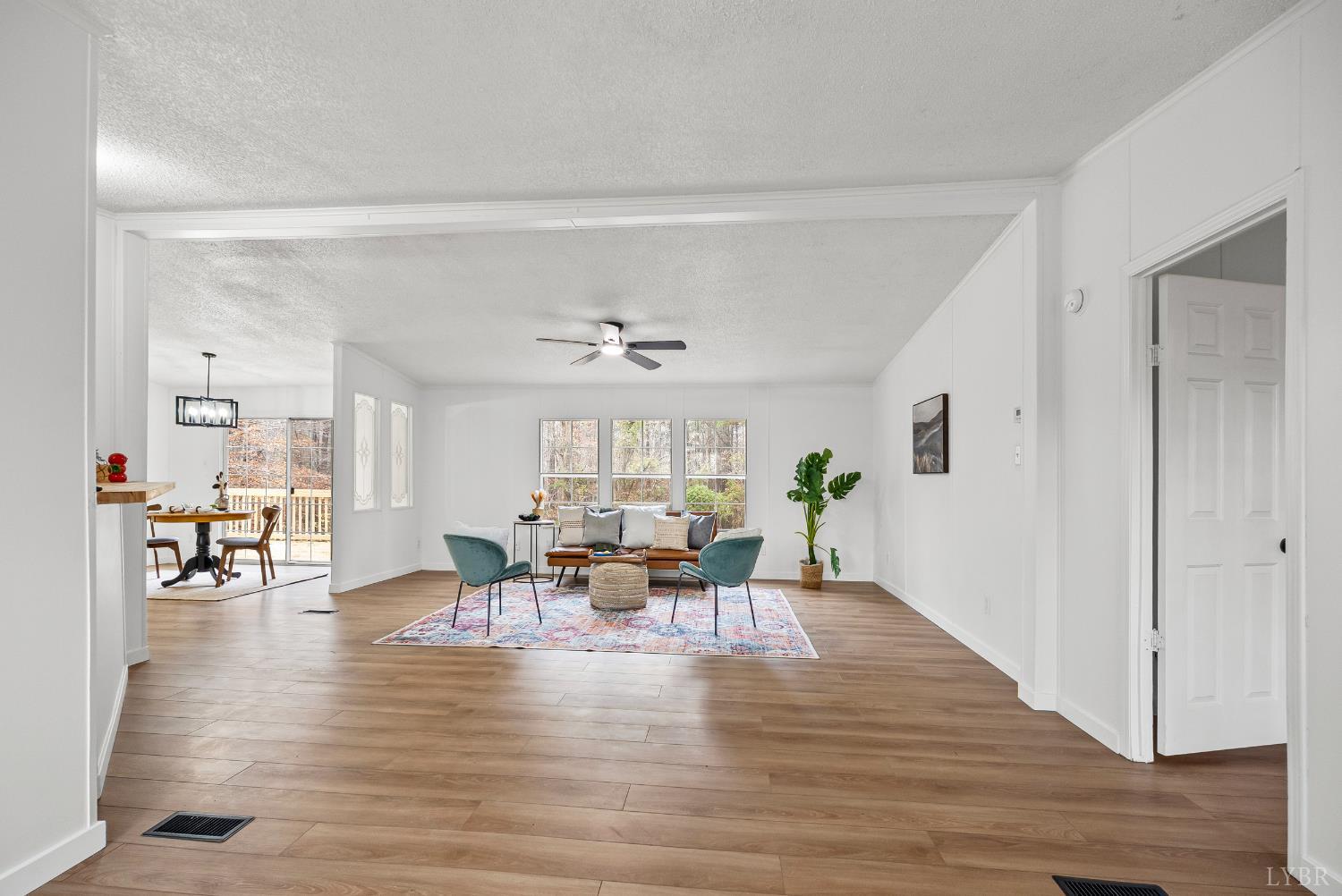 5060 Ridgeway Road Vernon Hill, VA 24597 - Photo 3 of 41