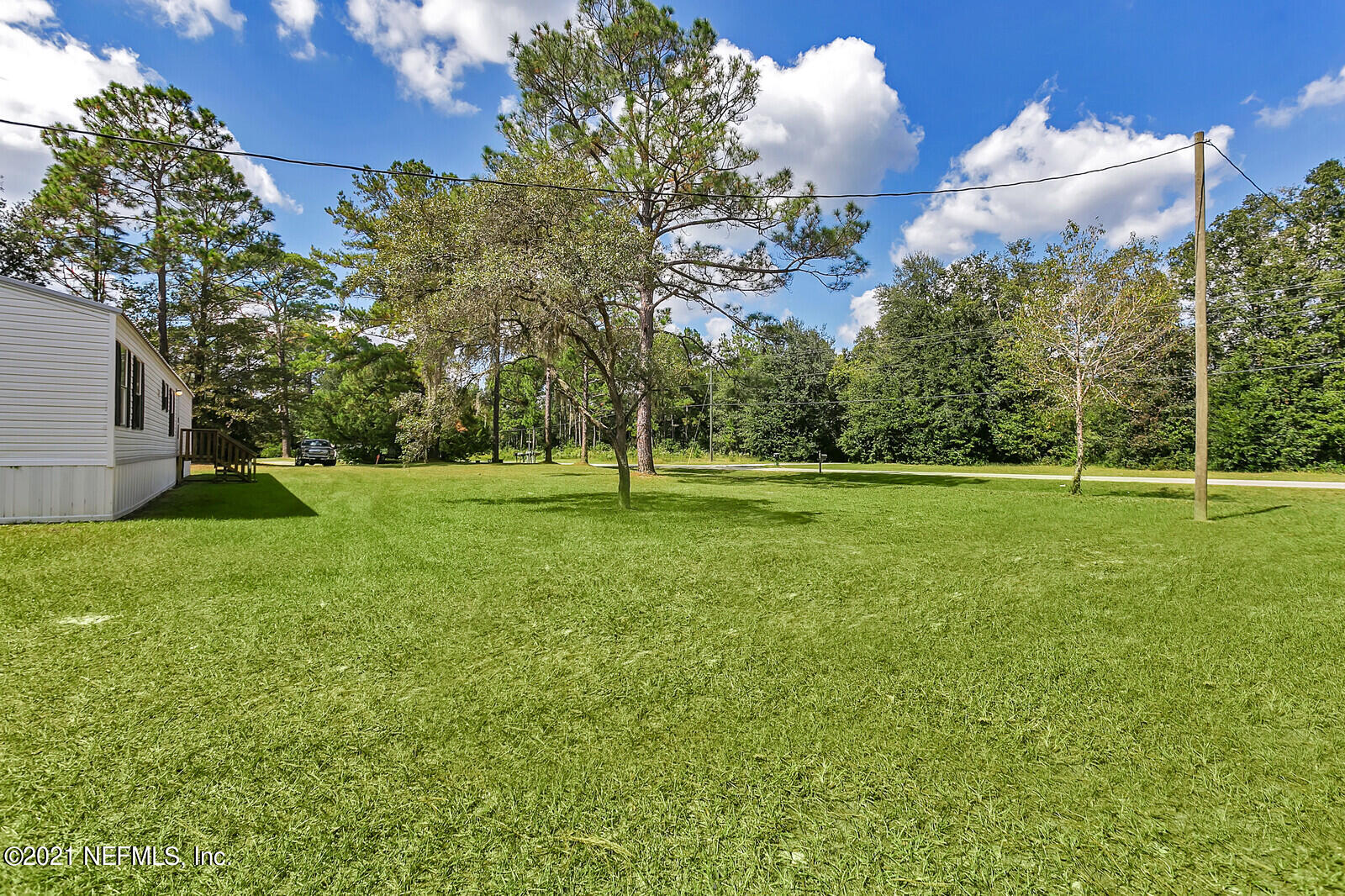 805 Matthew Road Jacksonville, FL 32234 - Photo 3 of 25 15_IMG_9951_mls