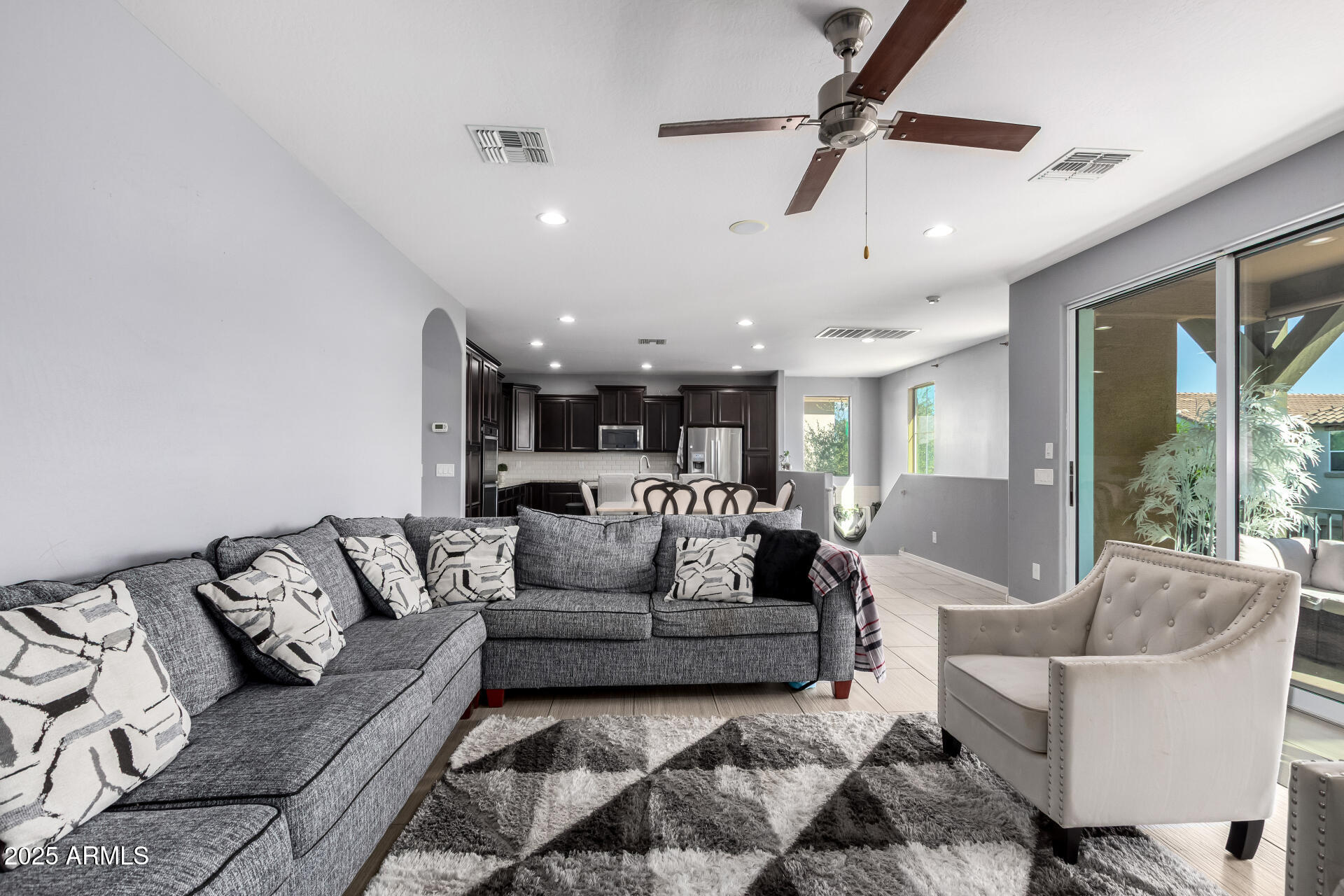 4154 East Pony Lane Gilbert, AZ 85295 - Photo 9 of 32 09 - Pony 4154