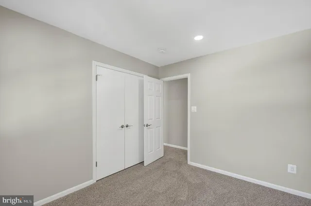 $679,500 | 6639 Green Ash Drive, Springfield, VA 22152