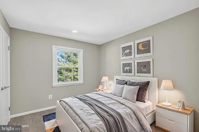 $679,500 | 6639 Green Ash Drive, Springfield, VA 22152