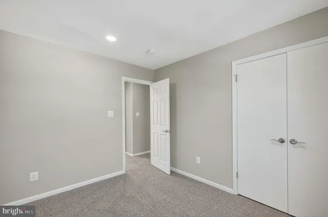 $679,500 | 6639 Green Ash Drive, Springfield, VA 22152