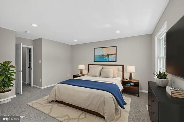 $679,500 | 6639 Green Ash Drive, Springfield, VA 22152