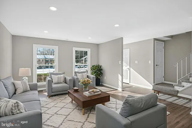 $679,500 | 6639 Green Ash Drive, Springfield, VA 22152