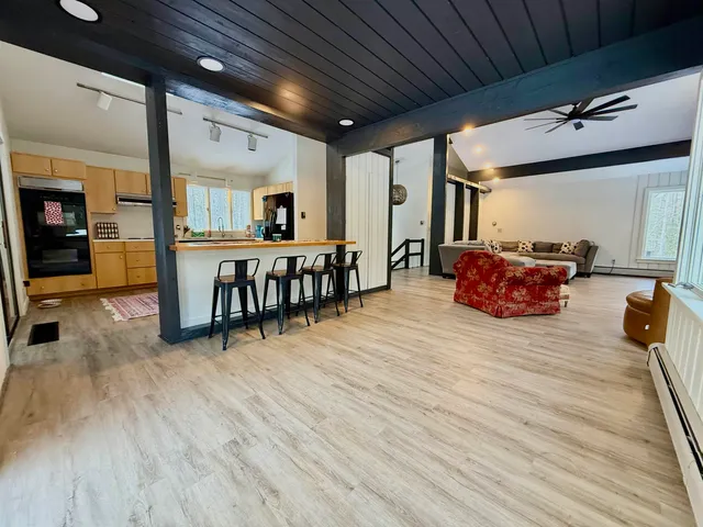 $685,000 | 17 Foss Farm Road, Durham, NH 03824