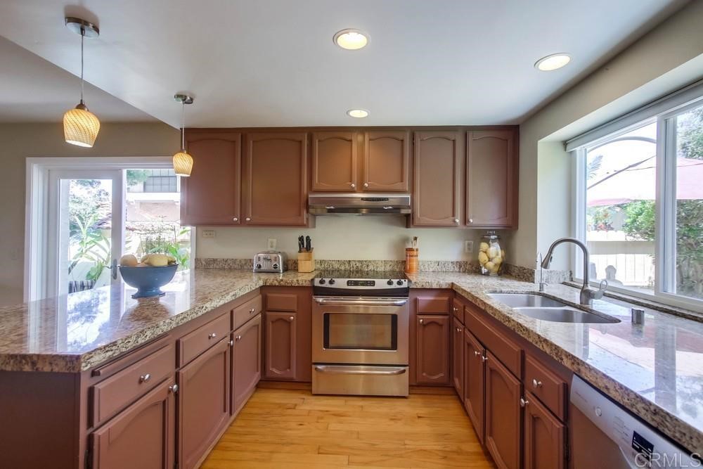 1921 Avenida Joaquin Encinitas, CA 92024 - Photo 13 of 50