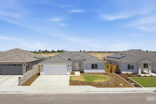 $429,990 | Undisclosed Address, Shafter, CA 93263