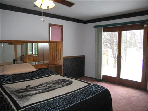 24130 Edison Road South Bend, IN 46628 - Photo 7 of 12