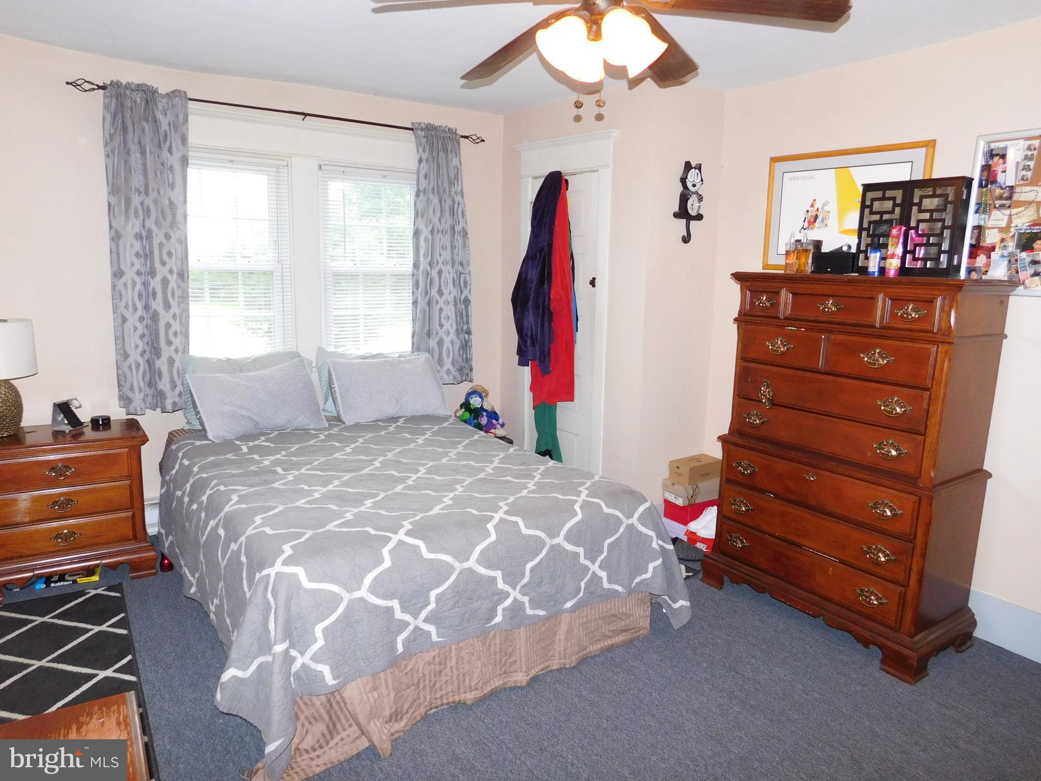 817 Union Landing Road Cinnaminson, NJ 08077 - Photo 18 of 30 Main Bedroom with ceiling fan