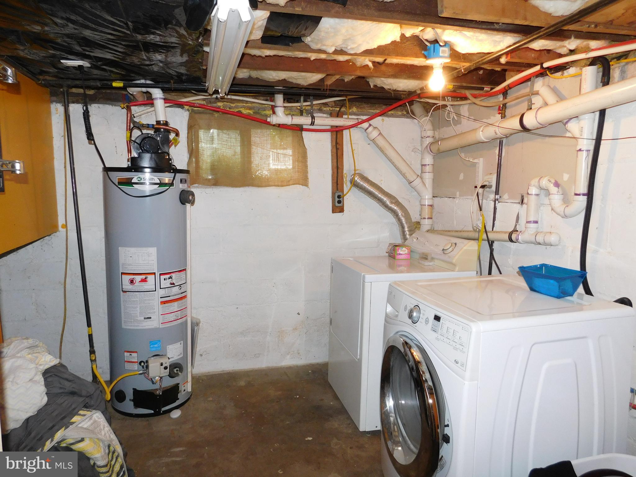 817 Union Landing Road Cinnaminson, NJ 08077 - Photo 25 of 30 Laundry area with BRAND NEW WATER HEATER