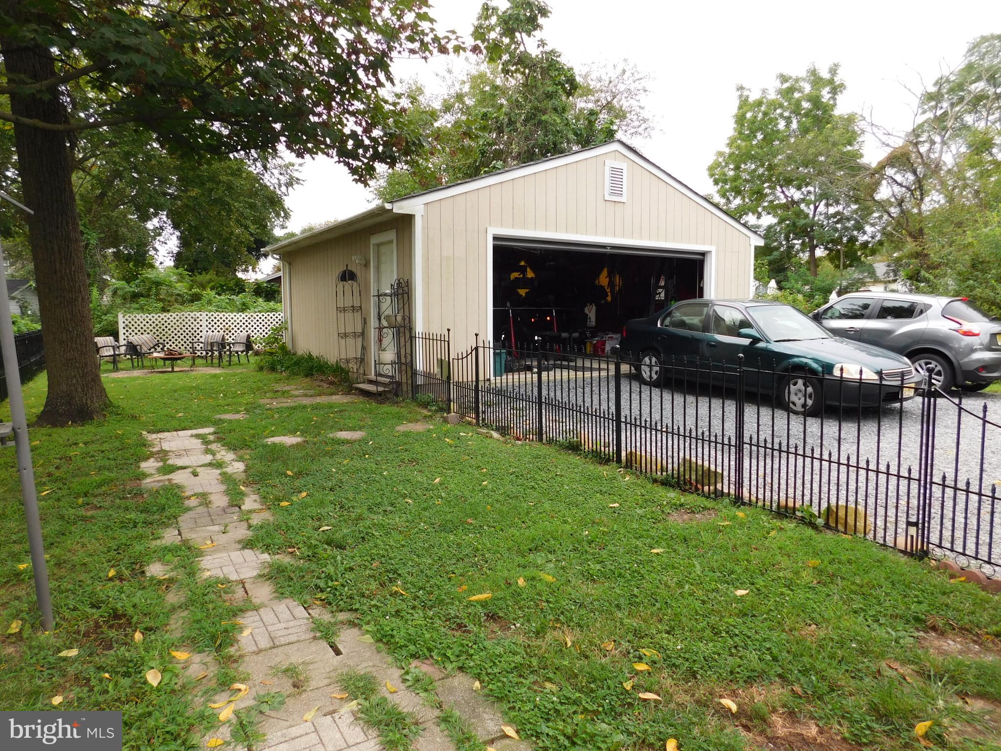817 Union Landing Road Cinnaminson, NJ 08077 - Photo 27 of 30 backyard