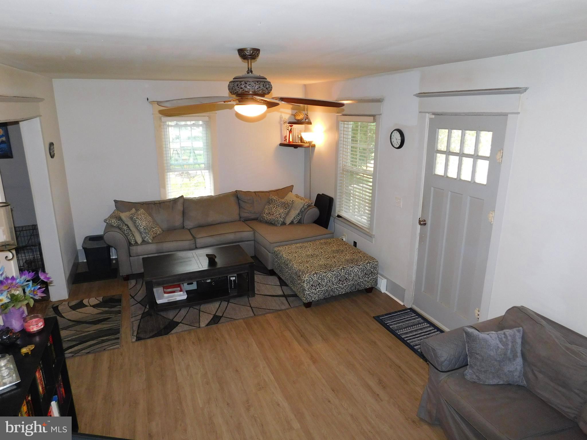 817 Union Landing Road Cinnaminson, NJ 08077 - Photo 7 of 30 living room with ceiling fan