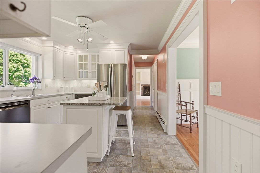 5 Heritage Road Bristol, RI 02809 - Photo 14 of 50 Kitchen