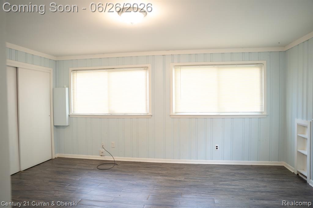 16732 Garfield Redford, MI 48240 - Photo 6 of 31