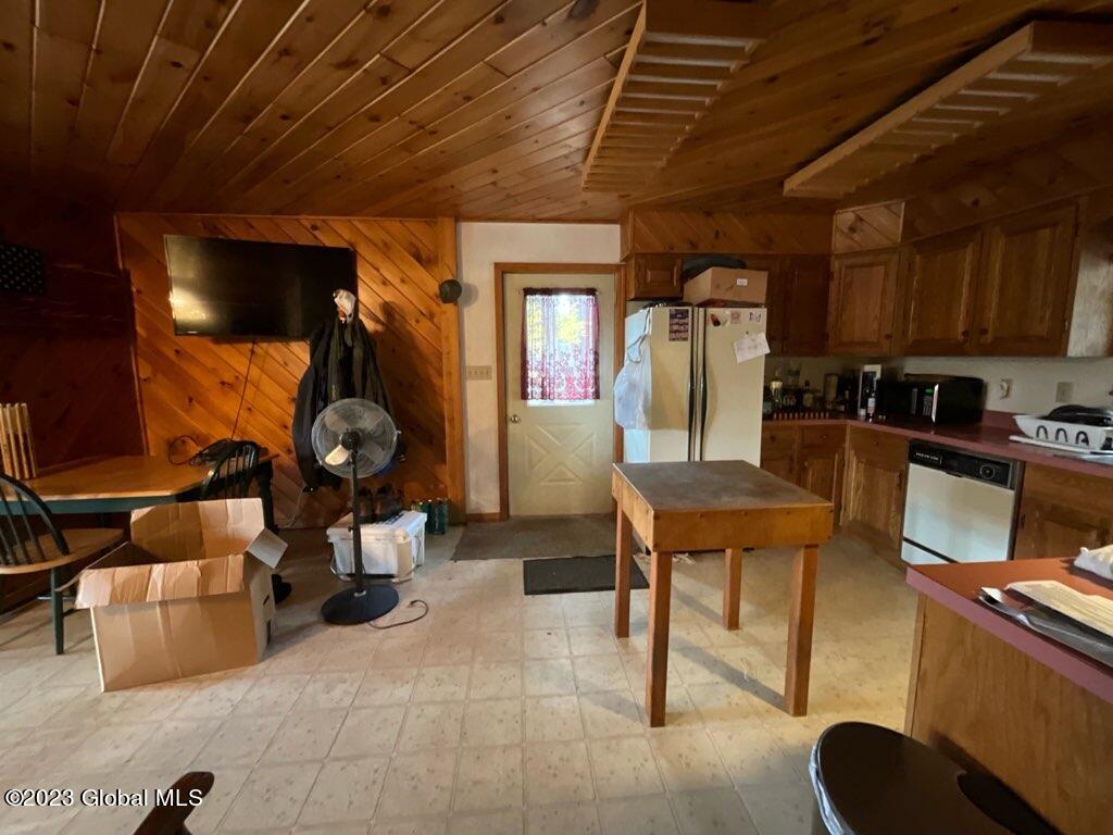 74 Reardon Road Queensbury, NY 12804 - Photo 13 of 22 Kitchen and Dining Area View 2