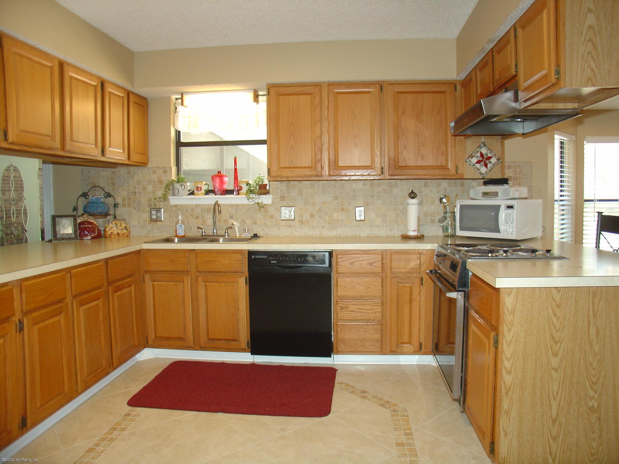 3845 Hartley Road Jacksonville, FL 32257 - Photo 11 of 12 Kitchen