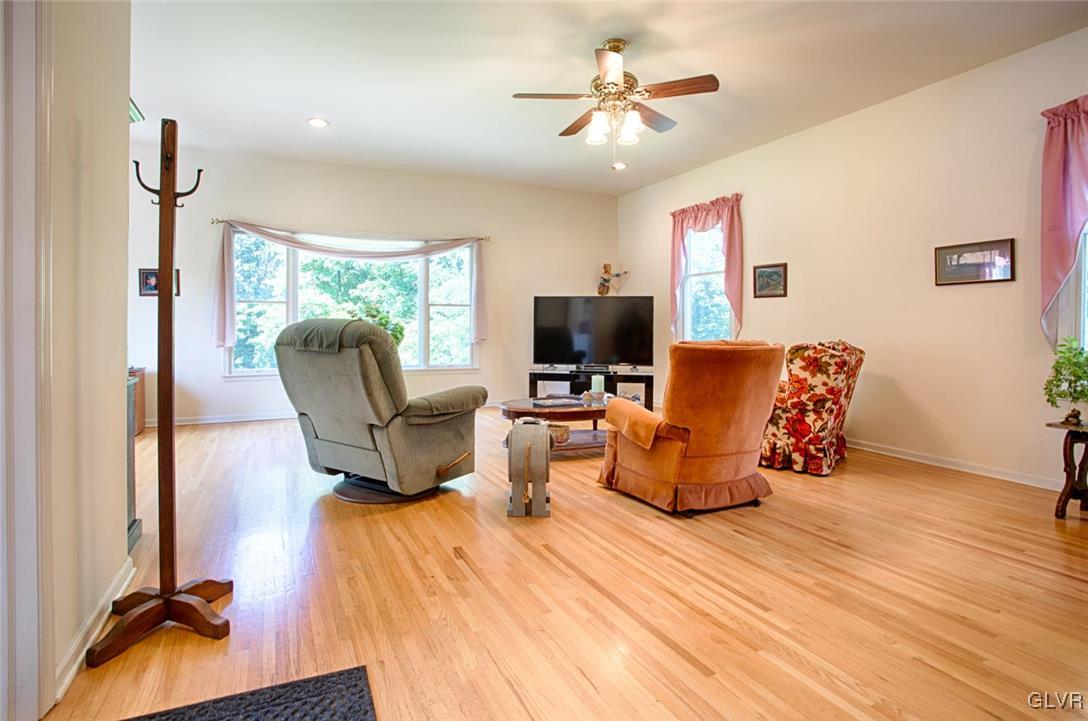 90 Morvale Road Easton, PA 18042 - Photo 15 of 38