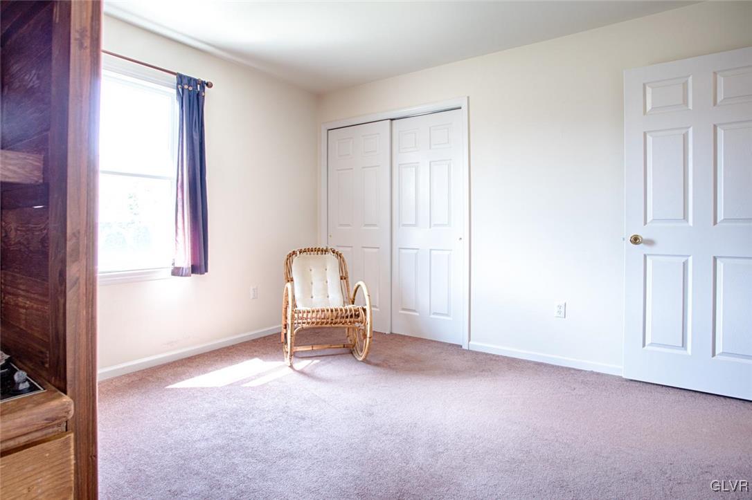 90 Morvale Road Easton, PA 18042 - Photo 27 of 38 an empty room with windows