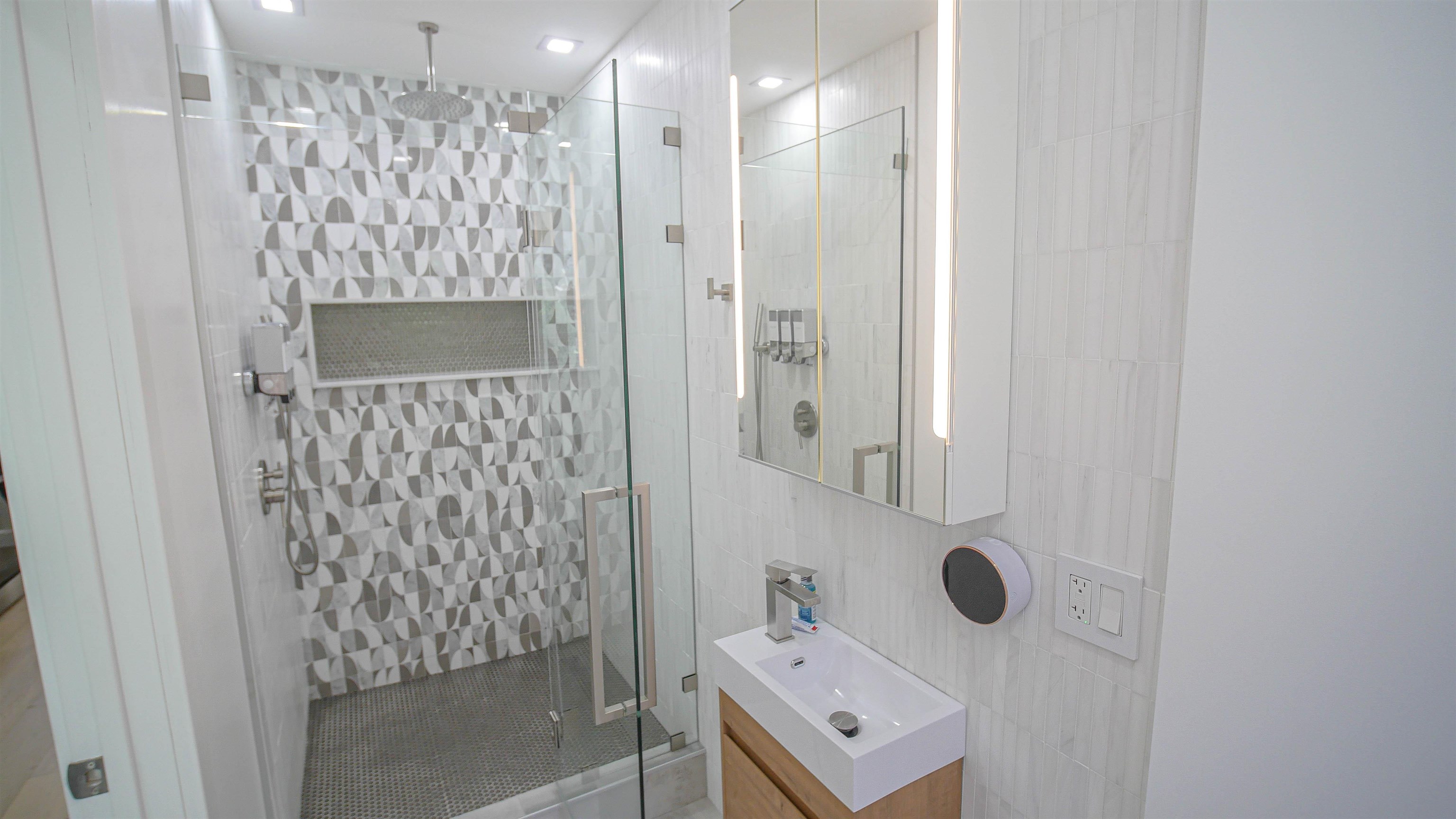 268 Old River Road, Unit 2A Edgewater, NJ 07020 - Photo 7 of 16