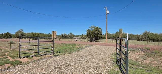 $225,000 | 1386 Canyon Road, Ash Fork, AZ 86320