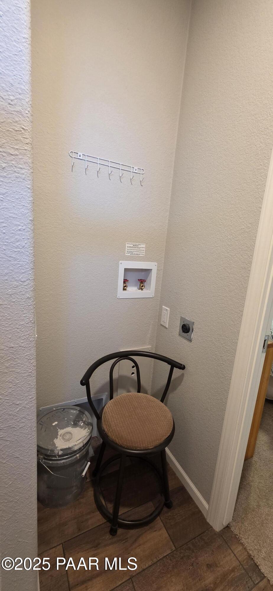 1386 Canyon Road Ash Fork, AZ 86320 - Photo 10 of 39 20250916_114339