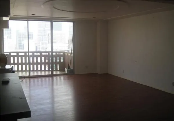 $1,400 | 2016 Main Street, Unit 2505, Houston, TX 77002