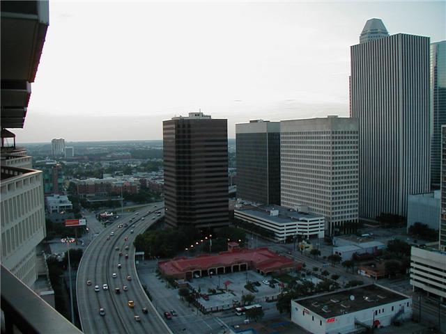 2016 Main Street, Unit 2505 Houston, TX 77002 - Photo 9 of 26 view