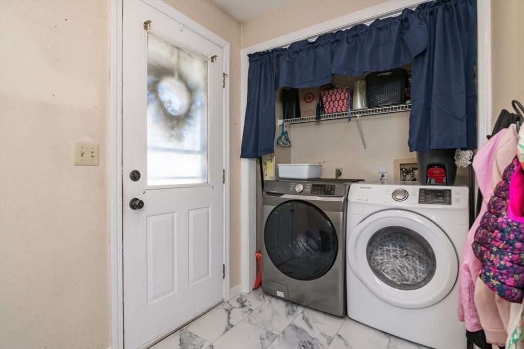 40 Ware Road, Unit 4 Belchertown, MA 01007 - Photo 12 of 35 Gallery Image 12