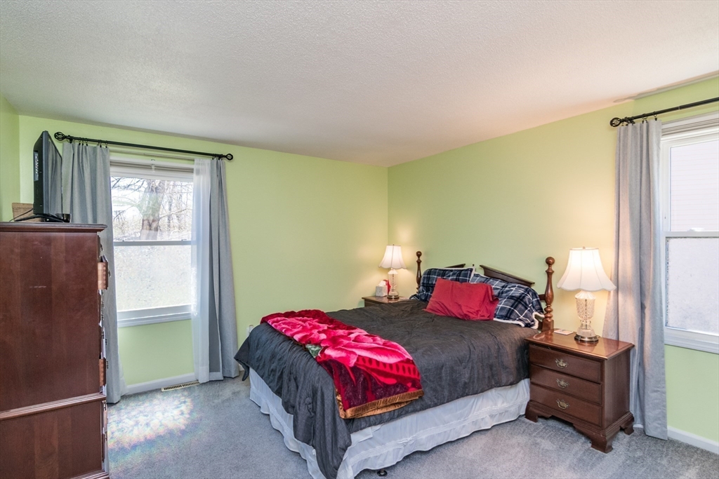 40 Ware Road, Unit 4 Belchertown, MA 01007 - Photo 13 of 35 Gallery Image 13