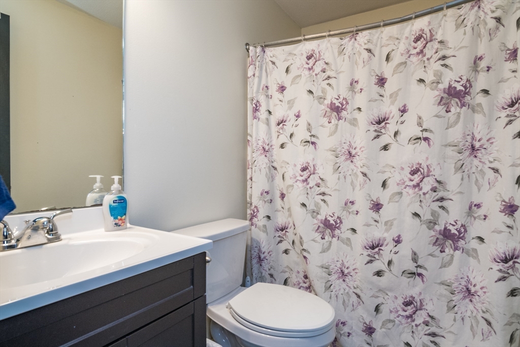 40 Ware Road, Unit 4 Belchertown, MA 01007 - Photo 20 of 35 Gallery Image 20